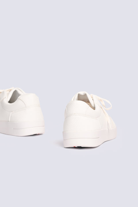 TRAINERS