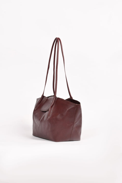 PLEATED BAG WITH FLAP DETAIL