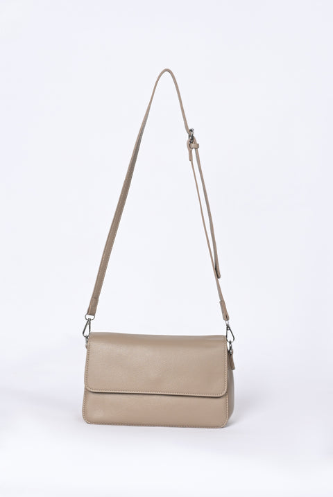 TEXTURED CROSS BODY BAG