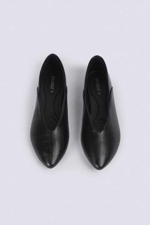 TEXTURED POINTED PUMPS