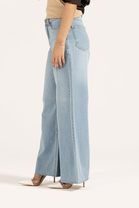 FLARED FIT DENIM