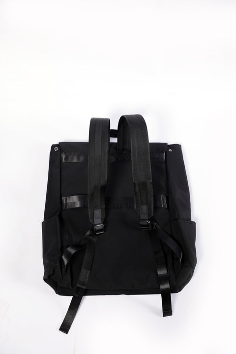 BACKPACK WITH FLAP