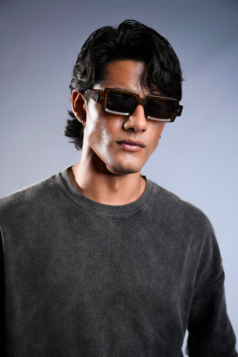 LOW SQUARE SUNGLASSES