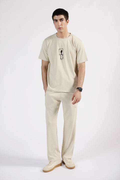 GRAPHIC TEE