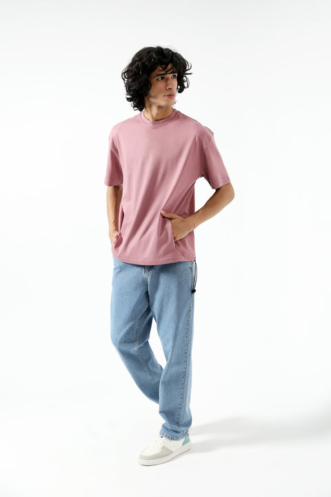 BAGGY FIT TEE WITH POCKET