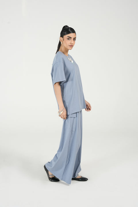 BASIC OVERSIZED TEE
