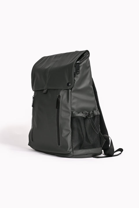 BACKPACK WITH FLAP