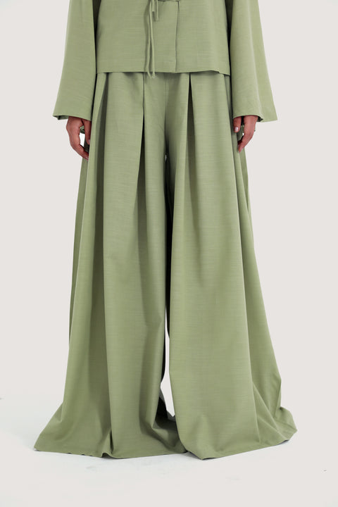 WIDE LEG PLEATED TROUSERS
