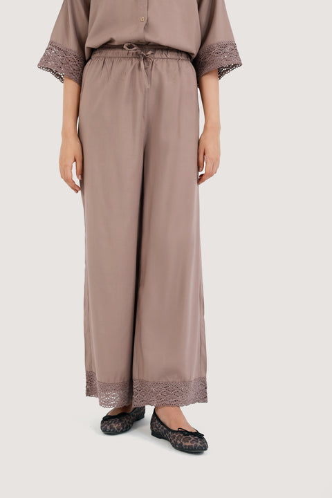 WIDE LEG TROUSER WITH LACE DETAIL