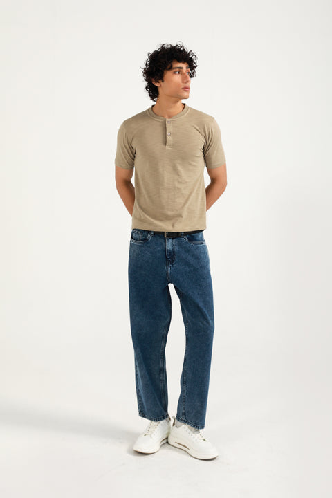 SLIM CROPPED TEXTURED HENLEY