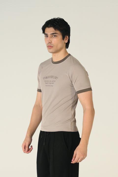 SLIM CROPPED EMBROIDERED TEE