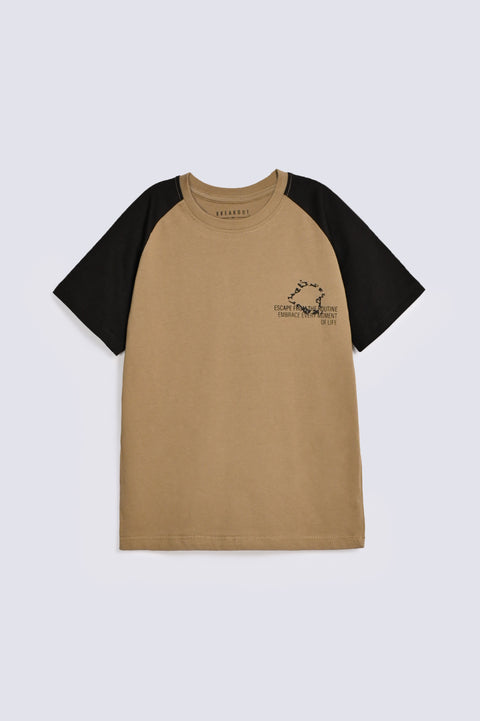 BOYS CONTRAST RAGLAN SLEEVE TEE