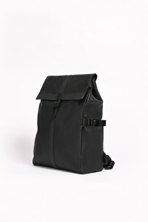 BACKPACK WITH FLAP