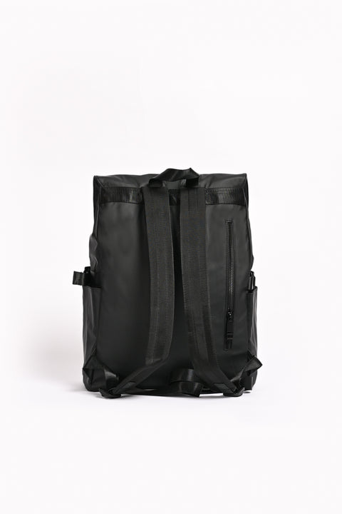 BACKPACK WITH FLAP