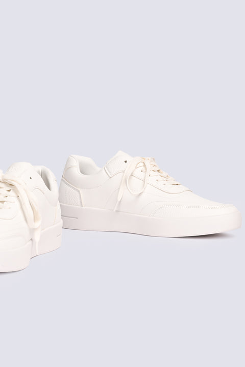 TRAINERS