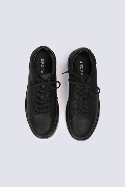 CHUNKY SOLE TRAINERS