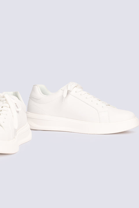 CHUNKY SOLE TRAINERS