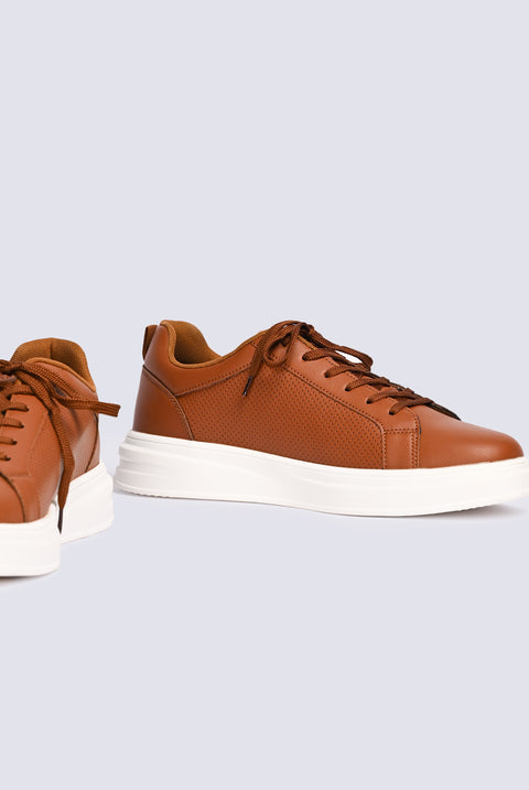 TRAINERS