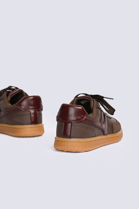 TRAINERS