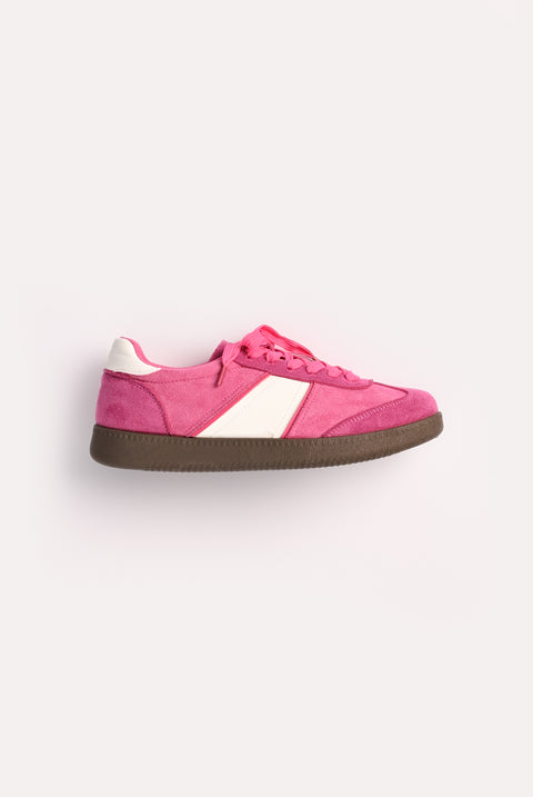 CONTRAST TRAINERS