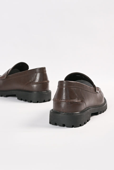 LEATHER LOAFERS