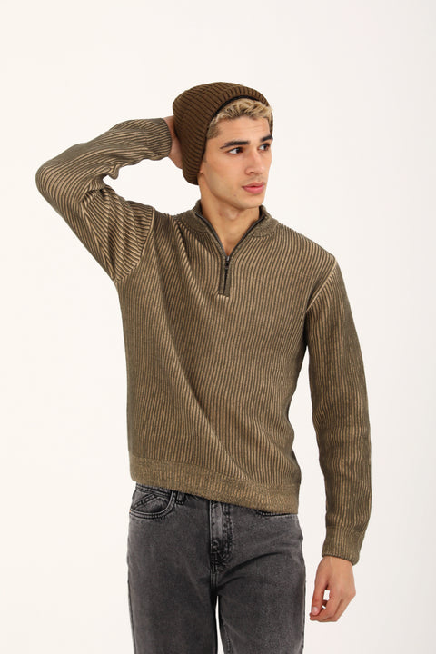 RELAXED FIT MOCK NECK SWEATER