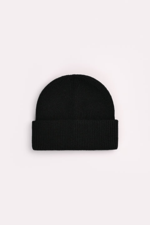 RIBBED BEANIE