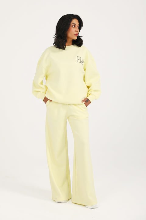 OVERSIZED GRAPHIC SWEATSHIRT
