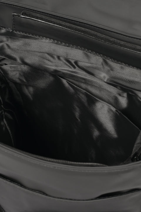 BACKPACK WITH FLAP