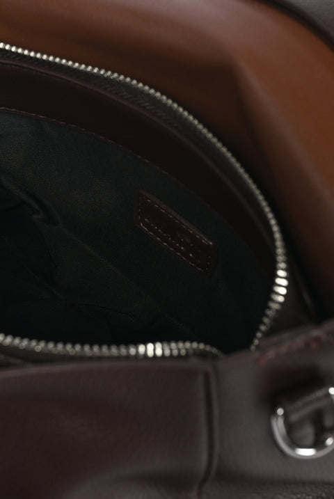 TEXTURED CROSS BODY BAG