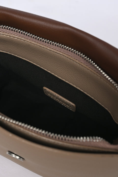 TEXTURED CROSS BODY BAG