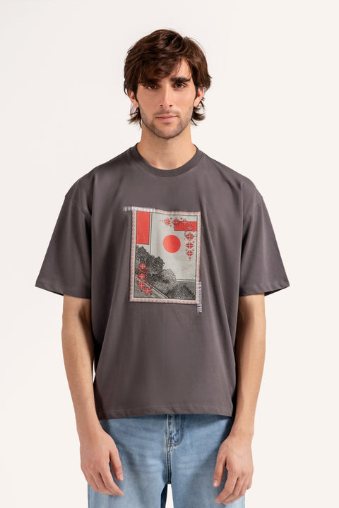 BAGGY FIT GRAPHIC TEE