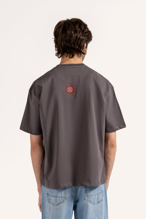 BAGGY FIT GRAPHIC TEE