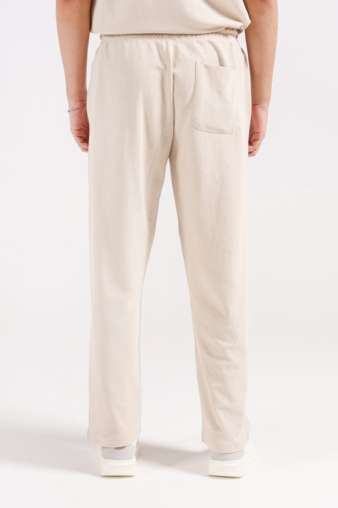 BAGGY FIT TEXTURED TROUSER
