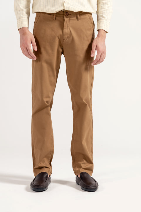 SLIM RELAXED FIT CHINO