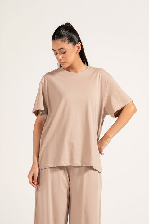 BASIC OVERSIZED TEE
