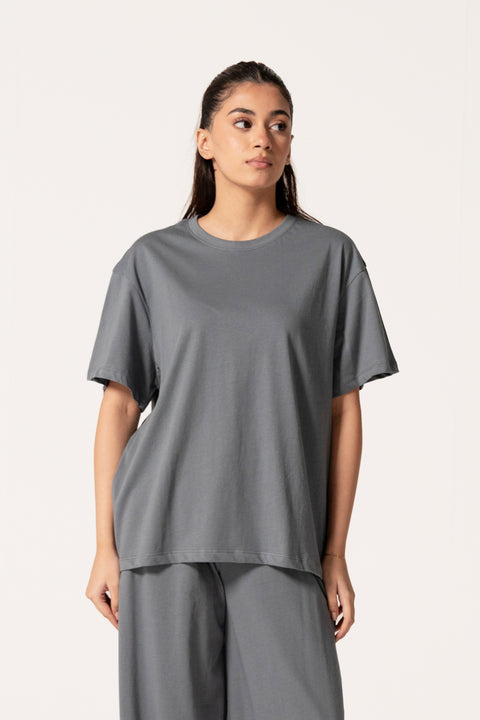 BASIC OVERSIZED TEE