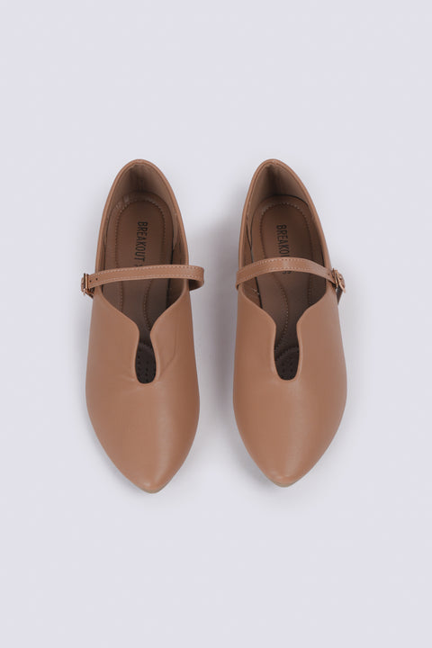 CUTOUT DETAIL PUMPS
