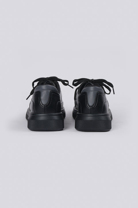 TRAINERS WITH HEEL DETAIL