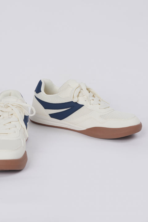 CHUNKY SOLE TRAINERS