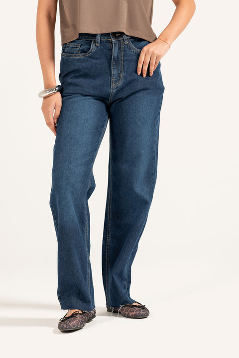 STRAIGHT FIT DENIM