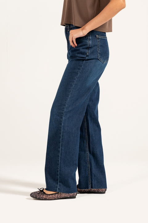 STRAIGHT FIT DENIM
