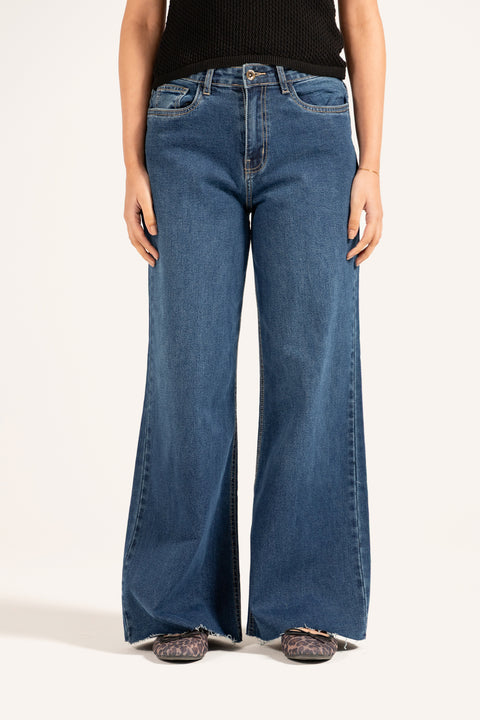 FLARED FIT DENIM