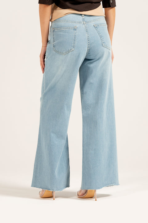 FLARED FIT DENIM