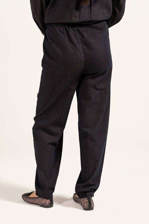 STRAIGHT FIT TROUSERS