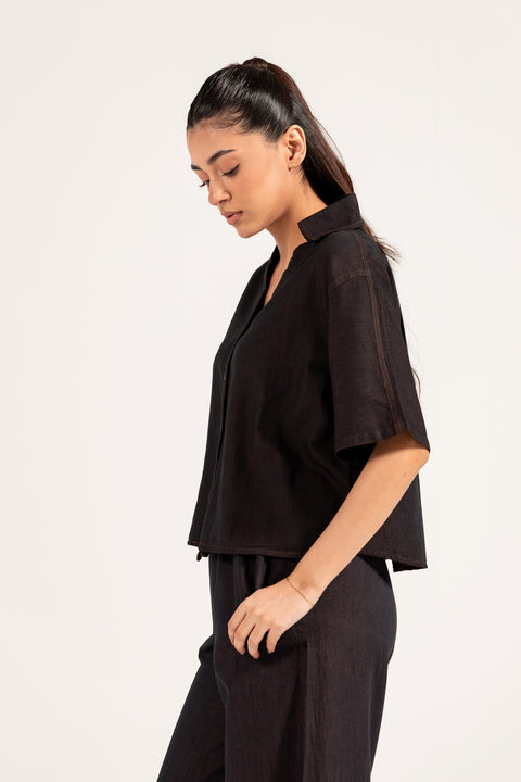 CROPPED TOP WITH RUCHED DETAIL