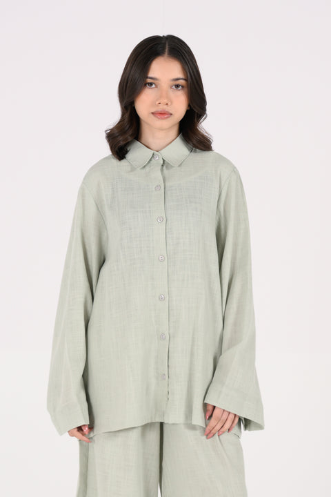 OVERSIZED BUTTON DOWN TOP