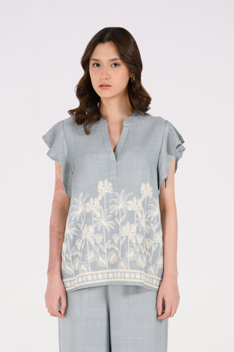 EMBROIDERED RUFFLE SLEEVE TOP