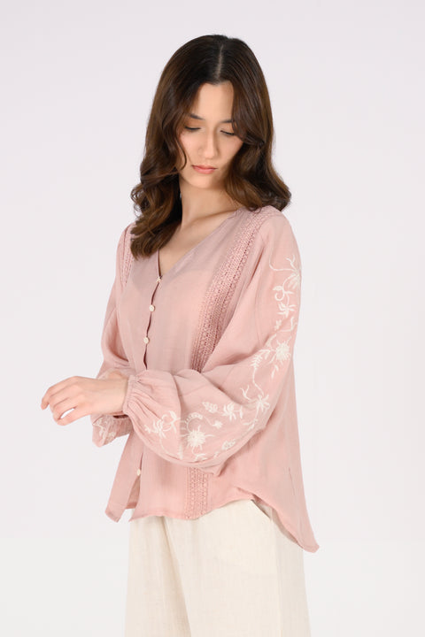 EMBROIDERED KIMONO TOP