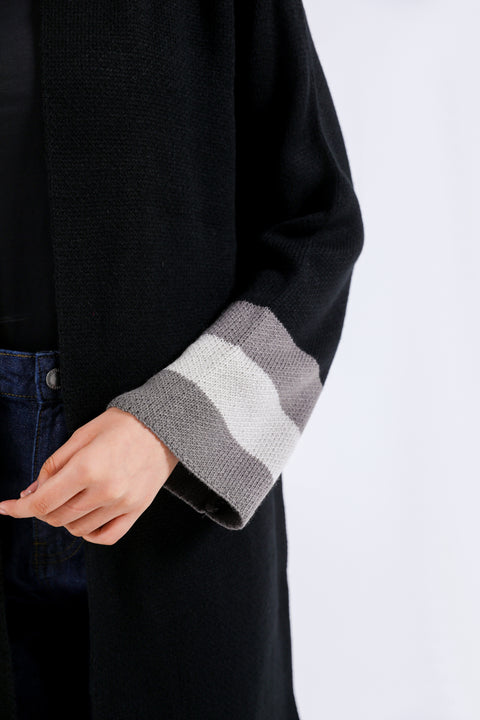 CONTRAST CARDIGAN